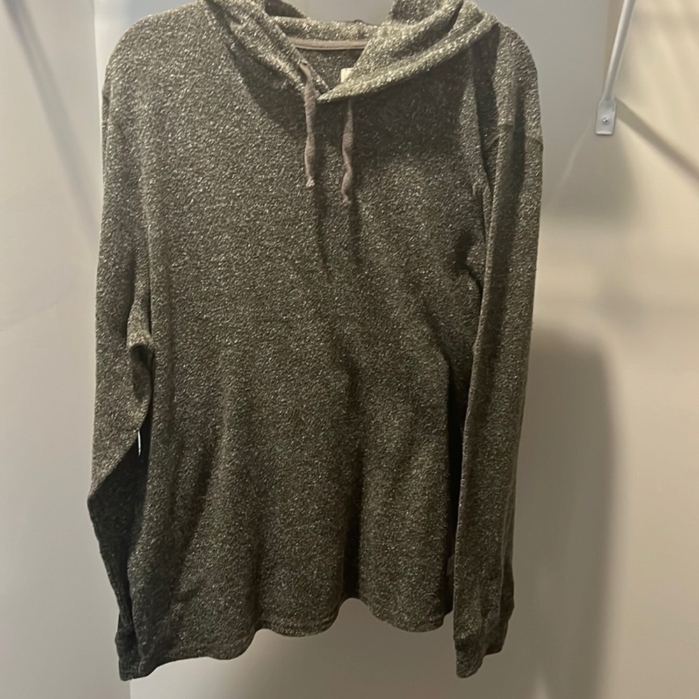 Xl pullover sweater with hood
